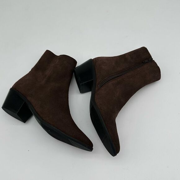 lisa vicky Shoes - Lisa Vicky
Sunny-V Pointed Toe
Bootie (Women)